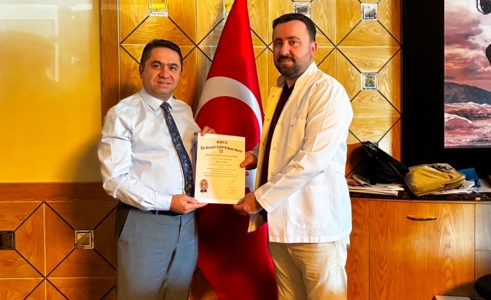 ALKÜ Dekanı Mehmet Akın, Einstein’ın kulübüne tam üye seçildi!