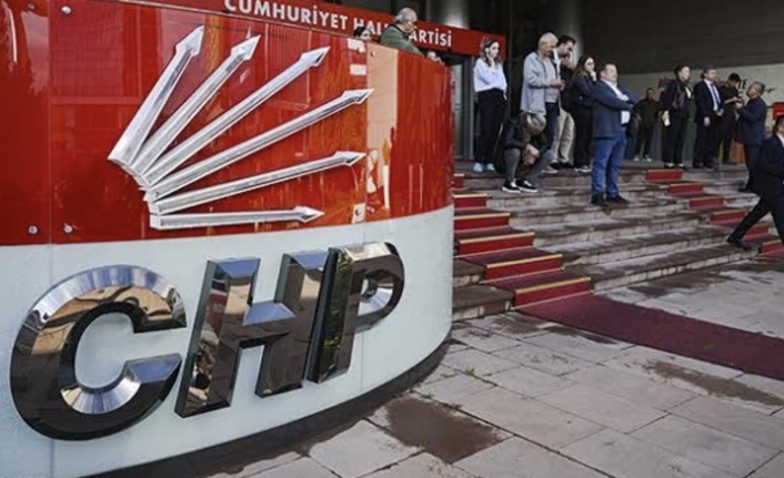 CHP'li iki yöneticiye ihraç istemi!