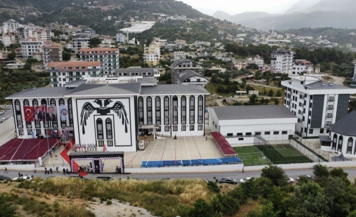 "Hiç kimse imam hatip camiasını sahipsiz sanmasın!"