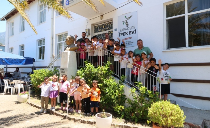 İlmek ilmek tarih: Sapadere ipek evi!