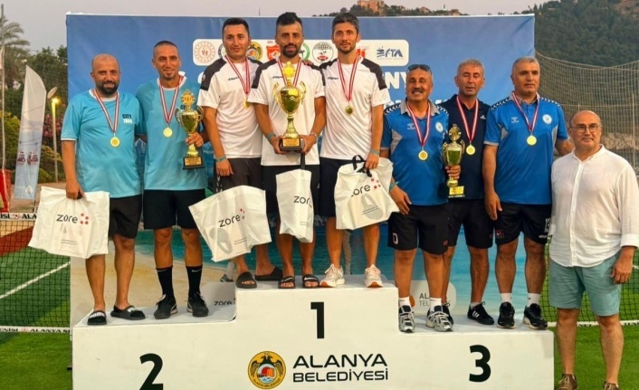 Alanya Futnet’te zirveyi bırakmadı!